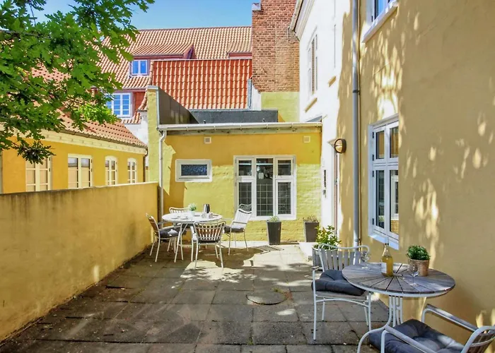 Siggut - 250m From The Sea By Interhome